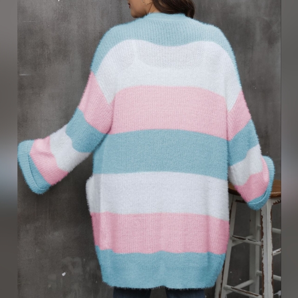 Plus Size Blocked Harmony Cardigan - Pink - Picture 4 of 5